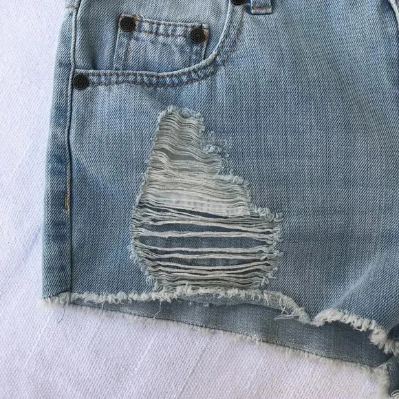 Highway Jeans Distressed Hi Waist Denim Shorts 29 - Picture 2 of 5